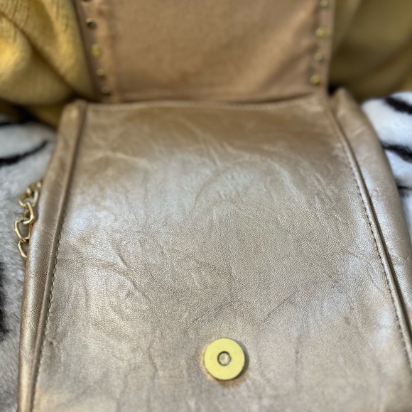 Charming Charlie crossbody gold purse with sequins - Picture 7 of 7